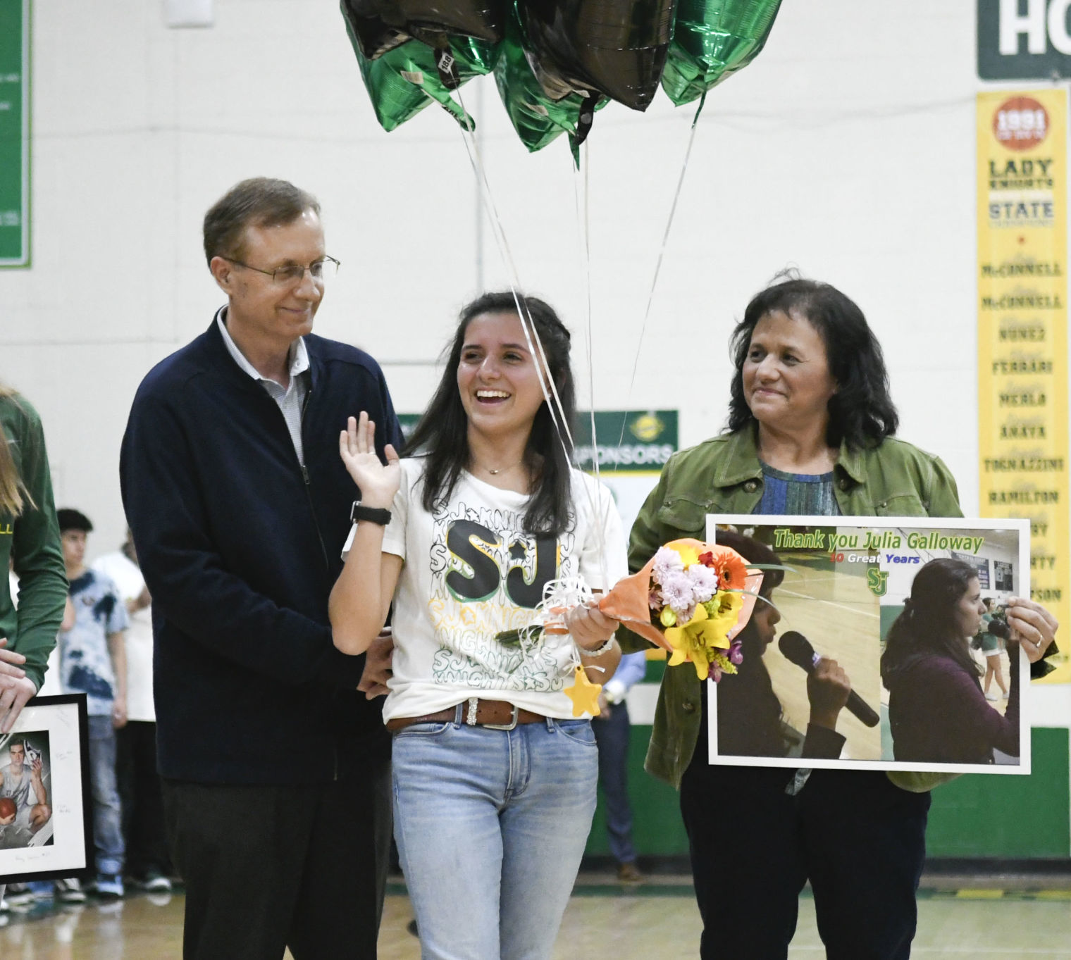 021120 SJ senior night 11.jpg